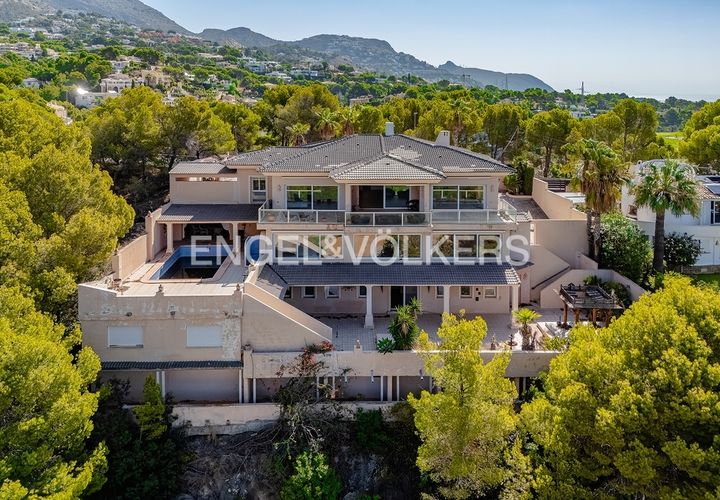 Villa i Altea, Alicante, Altea - € 790.000 | Ref: W-02ZFOG - foto 1